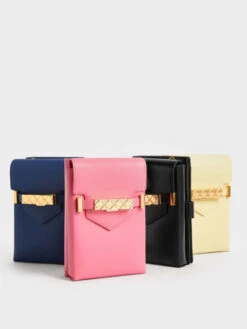 Sabrina Envelope Phone Pouch -Charles & Keith 2022 L3 CK6 70770558 95 7