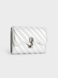 Freja Wavy Metallic Quilted Wallet 8 Freja Wavy Metallic Quilted Wallet -Charles & Keith 2022 L7 CK6 10701257 07 3