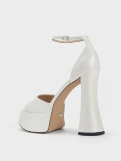 Michelle Leather Platform Sandals -Charles & Keith 2023 L3 SL1 60280434 03 5